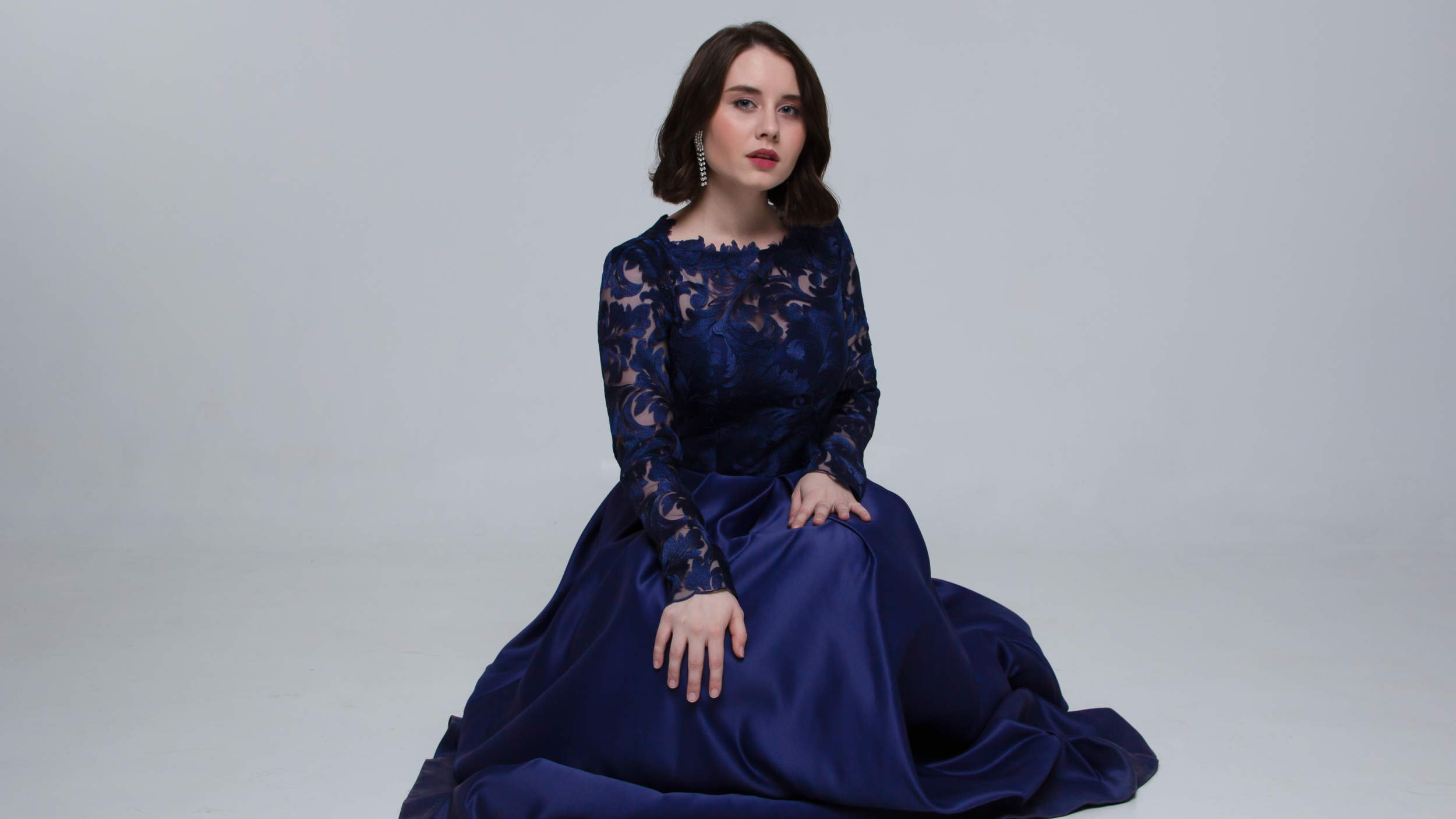 Mira Alkhovik