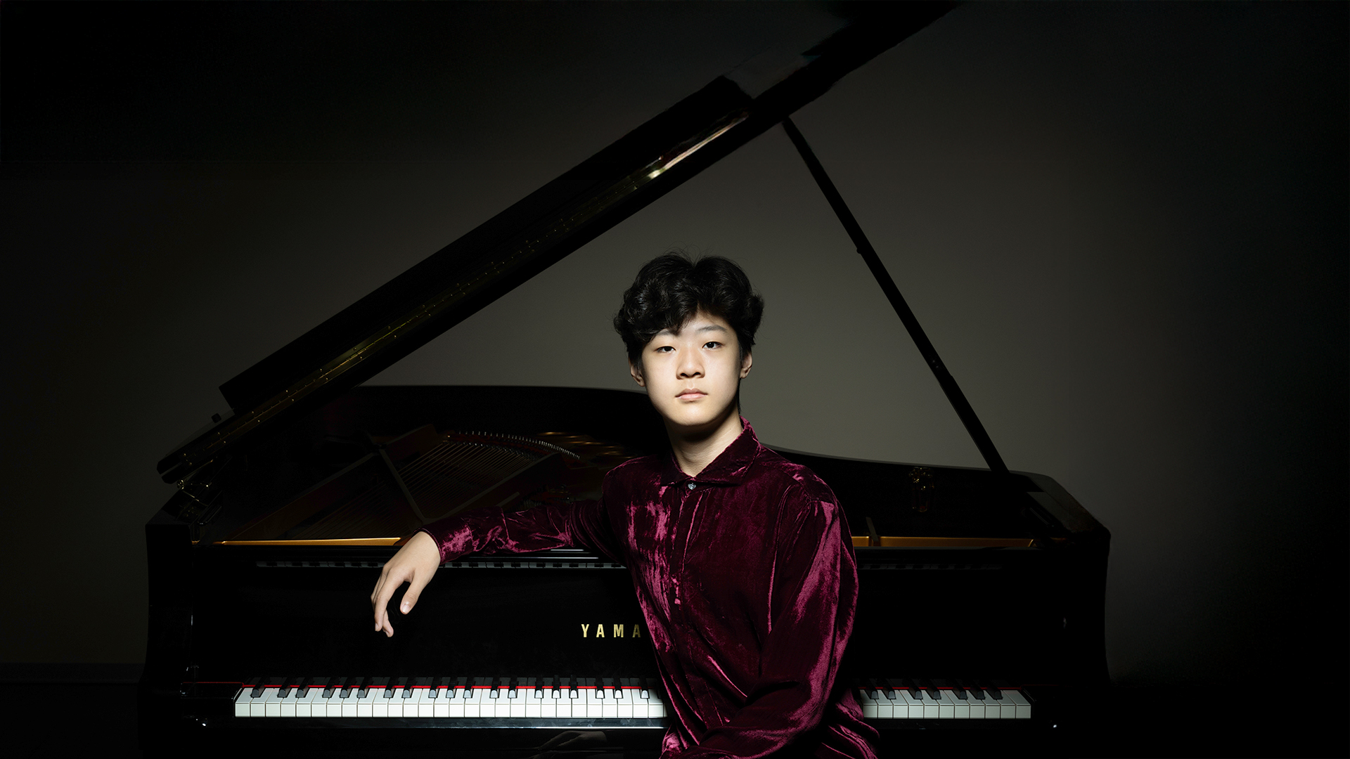 Ziyu  Shao