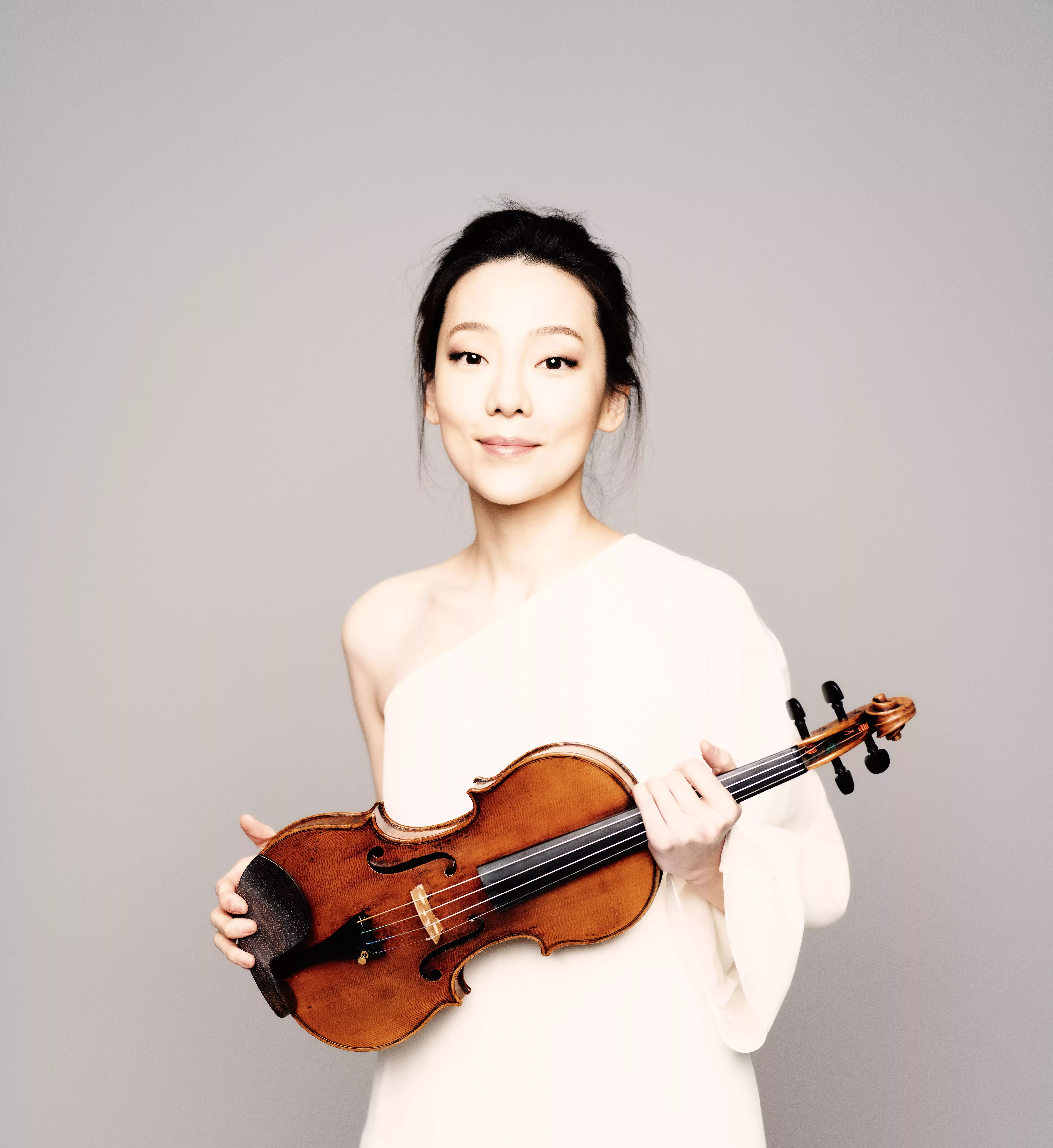 Clara-Jumi Kang