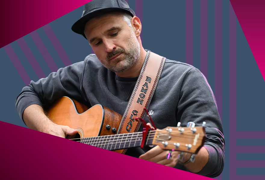 Immagine di intestazione della pagina:  BUSKERS