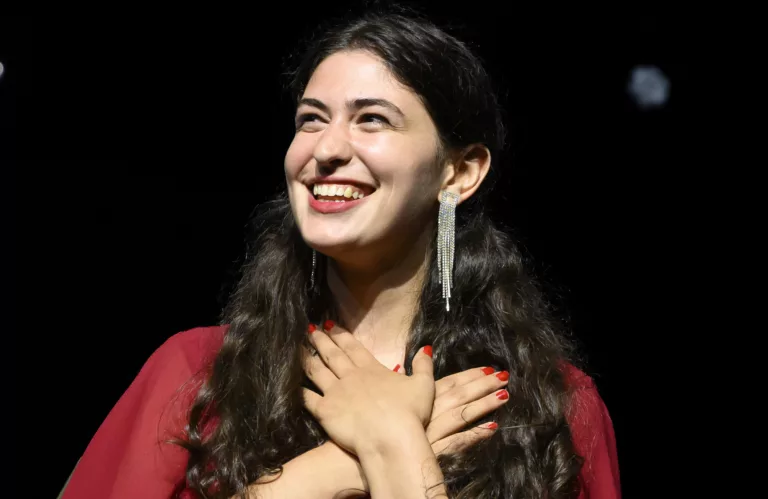 Die georgische Sopranistin Ana Oniani erhält die höchste Auszeichnung der Verbier Festival Academy